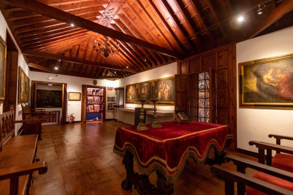 Museo Camarín de Las Nieves