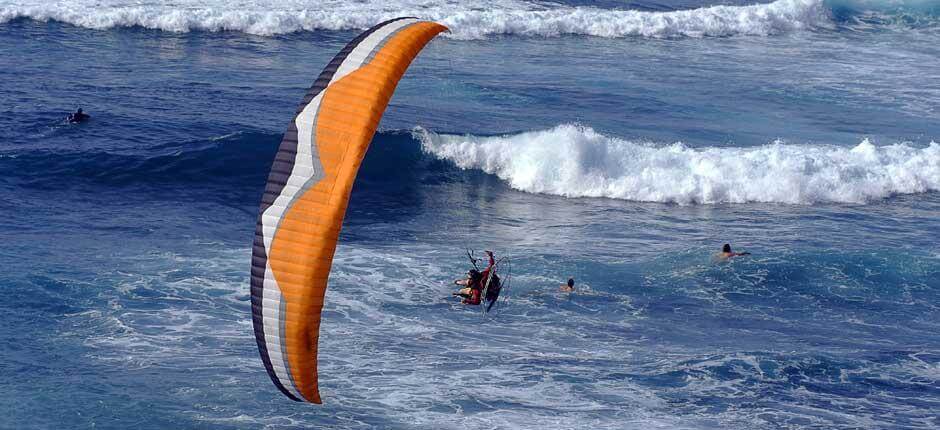 Gleitschirmfliegen in Famara Gleitschirmfliegen auf Lanzarote