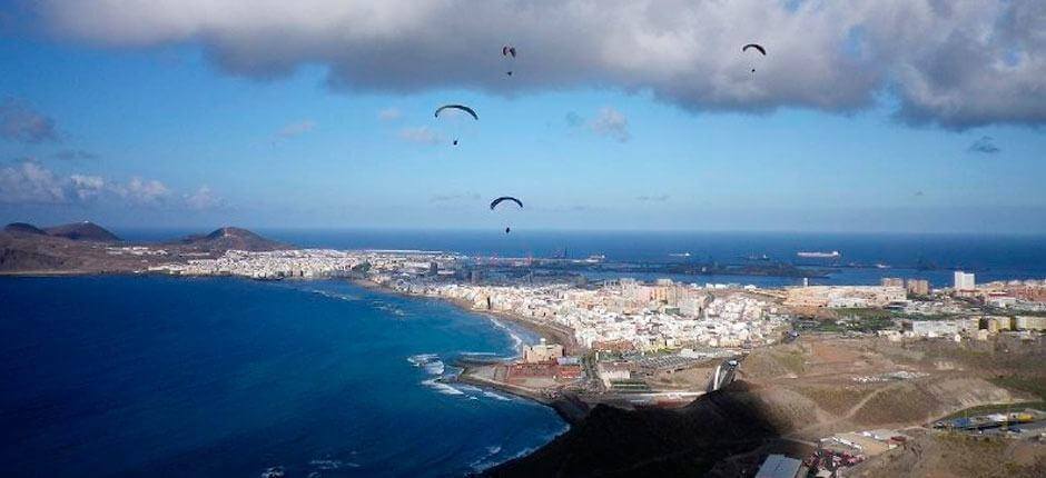 Gleitschirmfliegen in Los Giles Gleitschirmfliegen auf Gran Canaria
