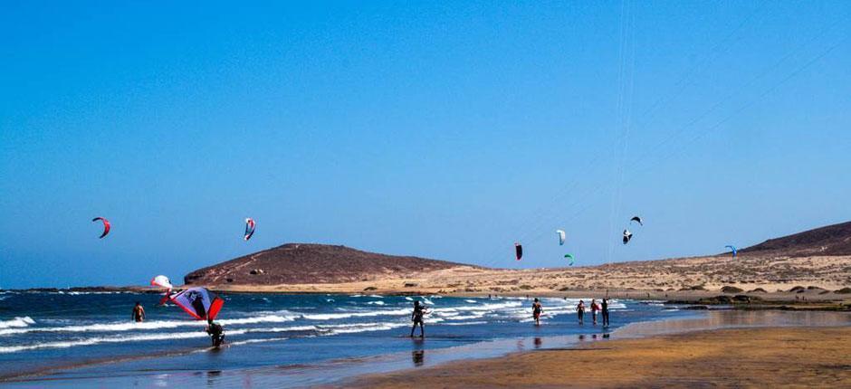 Kitesurfen am Strand von El Médano  Kitesurf- Spots auf Teneriffa