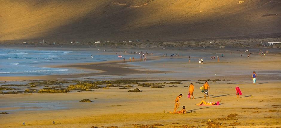 Playa de Famara Beliebte Strände auf Lanzarote