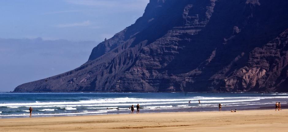 Playa de Famara Beliebte Strände auf Lanzarote