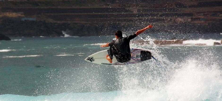 Surfen am Spot La Derecha del Lloret Surf- Spots auf Gran Canaria