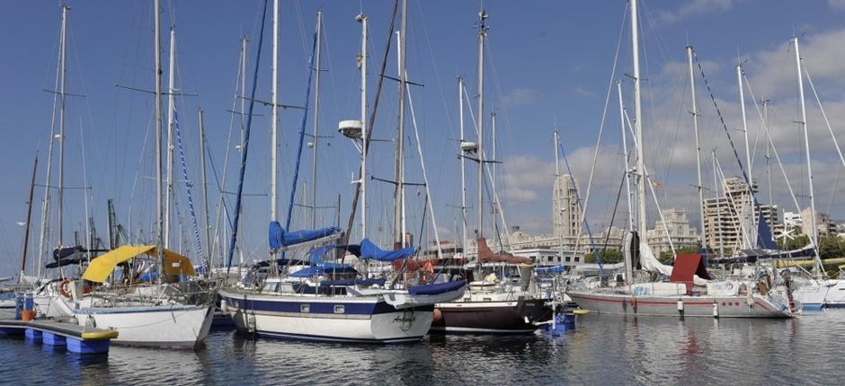 Marina del Sur Sport- und Jachthäfen auf Teneriffa