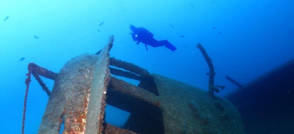 Tauchen in den Wracks von Mogán auf Gran Canaria