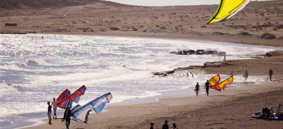 Kitesurfen am Strand von El Médano  Kitesurf- Spots auf Teneriffa