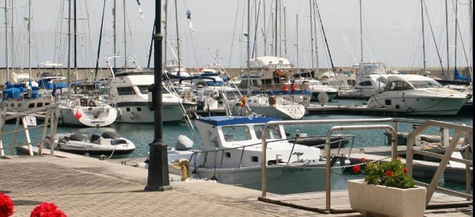 Puerto Calero  Sport- und Jachthäfen auf Lanzarote